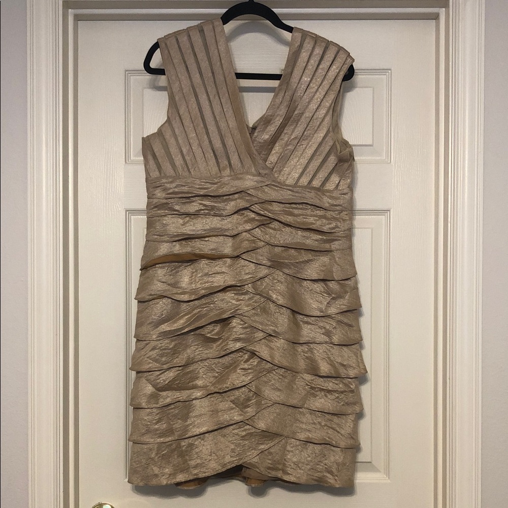 Scarlett Nite Metallic Champagne Tiered V-Neck Mini Dress Size 16